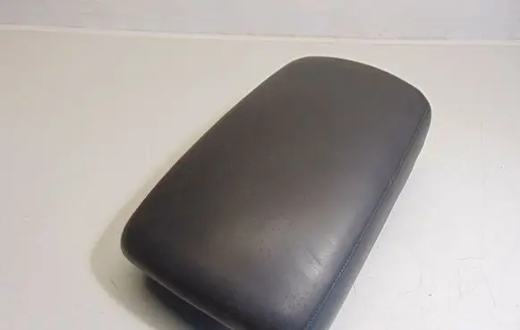 Nissan Qashqai+2 Armrest 9692050A01