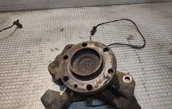 Mercedes-Benz Sprinter W906 Front wheel hub