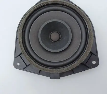 Toyota Avensis T250 Rear door speaker 8616002380