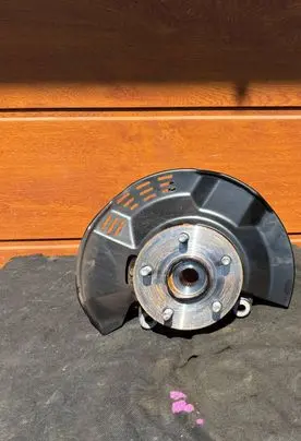 Toyota Yaris Cross Front wheel hub spindle knuckle