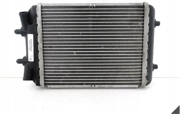 Audi RS7 C7 Coolant radiator 8K0121212C