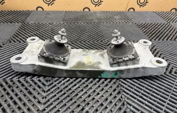 Alfa Romeo Giulia Gearbox mounting bracket 00505475100