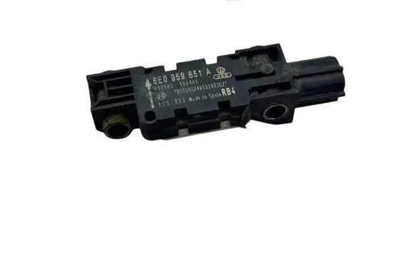 Audi A4 S4 B7 8E 8H Airbag deployment crash/impact sensor 8E0959651A 190406 017302