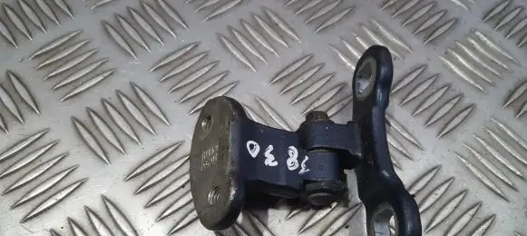 Volvo V50 Rear door lower hinge 30715358