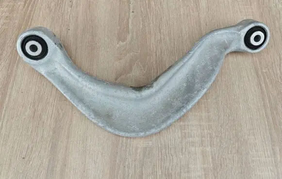 Rear control arm