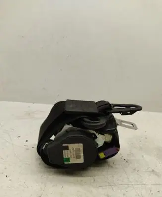 Audi Q7 4L Front seatbelt