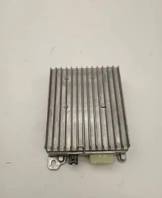 BMW X5 F15 Voltage converter/converter module 6817834