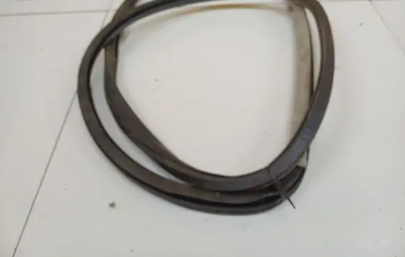 Audi A4 S4 B5 8D Rubber seal rear door 