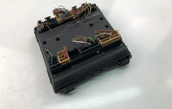 Seat Ibiza III (6L) Comfort/convenience module 6Q1937049D