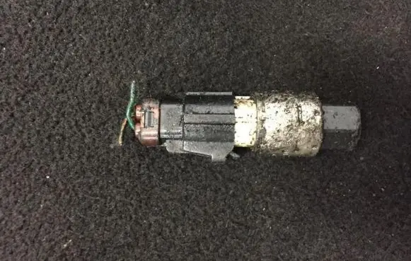 Ford Focus C-MAX Air conditioning (A/C) pressure sensor 95BW19E561AA 95BW-19E561-AA