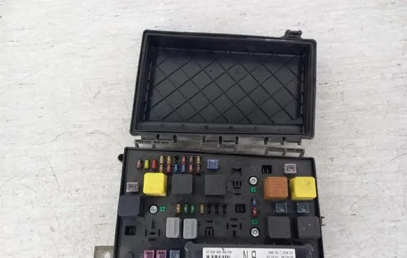 Opel Astra H Fuse box set