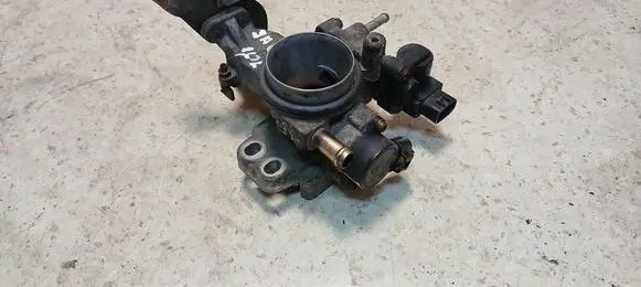 Toyota Yaris Throttle valve 8945252010 1368001480