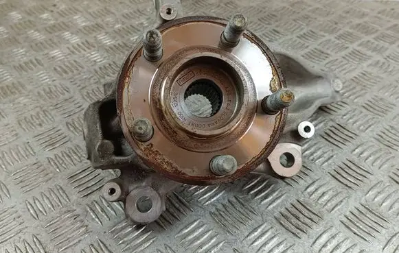 Ford Edge II Front wheel hub