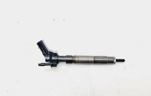 Mercedes-Benz E W211 Fuel injector A6420700487 6420700487