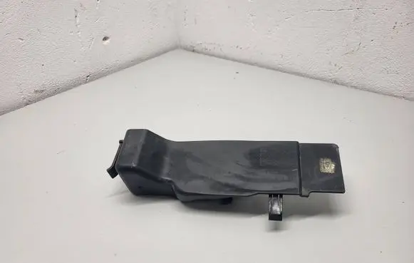 Volvo S60 Intercooler air guide/duct channel 30796473 M0N7A