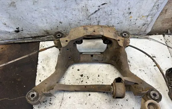 BMW 3 E46 Rear subframe