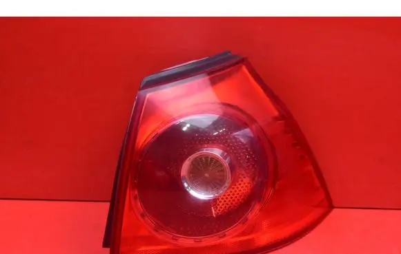Volkswagen Golf V Rear/tail lights 1K6945096Q