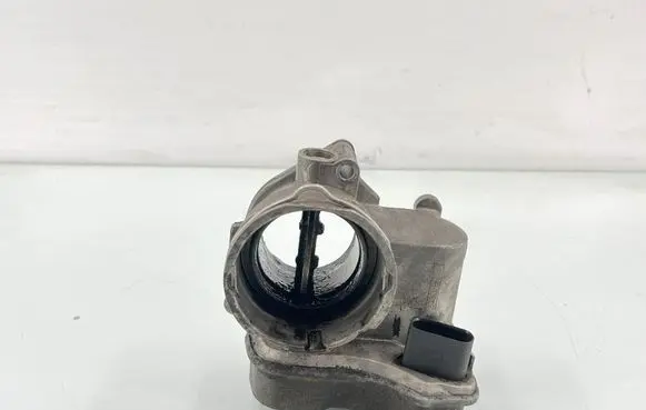 Seat Altea Throttle valve 03G128063B