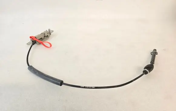 Maserati Levante Gear shift cable linkage 670035011