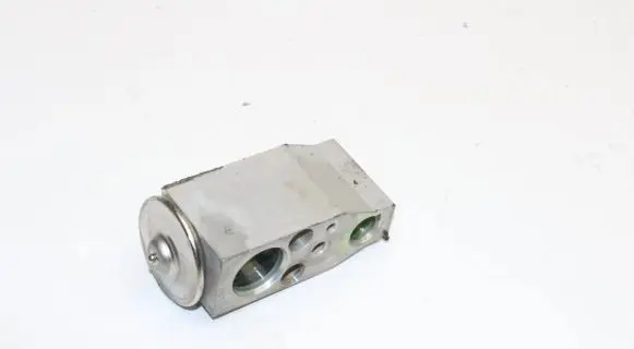 Nissan 370Z Air conditioning (A/C) expansion valve 922001HP0C