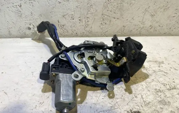 Lexus RX 330 - 350 - 400H Tailgate/trunk/boot lock/catch/latch