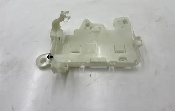 BMW 5 G30 G31 Other engine bay part 9331163