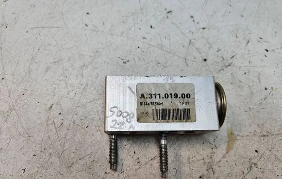 Air conditioning (A/C) expansion valve