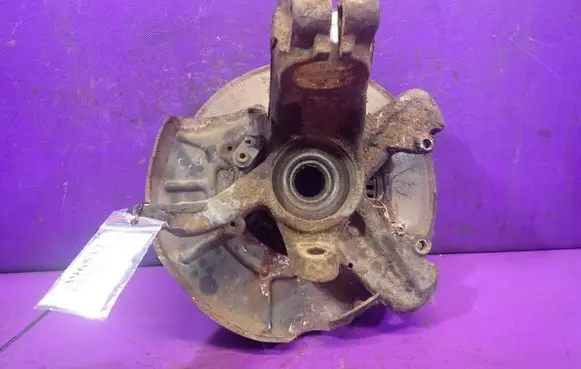 Volkswagen Golf IV Front wheel hub spindle knuckle
