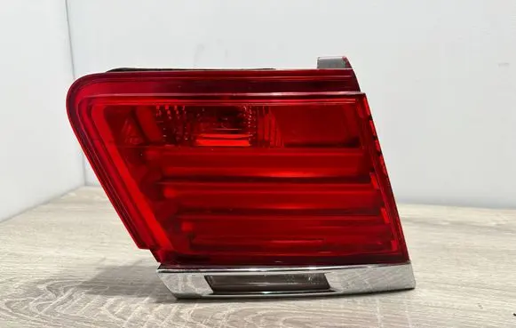 BMW 7 F01 F02 F03 F04 Tailgate rear/tail lights 7182205