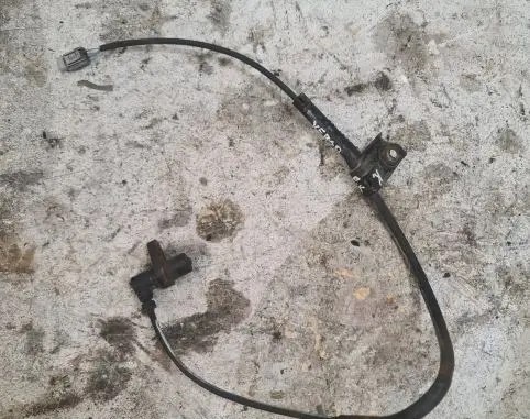 Toyota Avensis T250 ABS brake wheel speed sensor