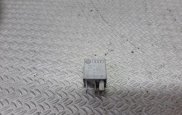 Volkswagen Golf V Other relay 1K0951253