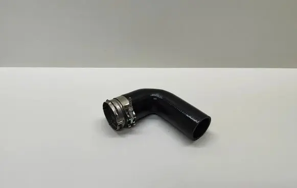 BMW 5 E60 E61 Intercooler hose/pipe 7799401 11617799401 779940102