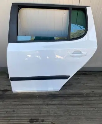 Skoda Fabia Mk2 (5J) Rear door