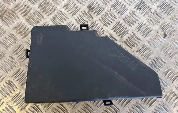 Volvo XC60 Fuse box cover 31398001