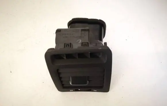 Toyota Corolla Verso E121 Dash center air vent grill 5566013020