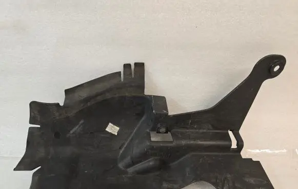 Volvo V60 Intercooler air guide/duct channel 31425137