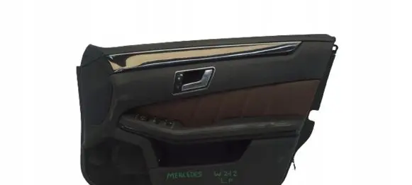 Mercedes-Benz C AMG W204 Front door card panel trim