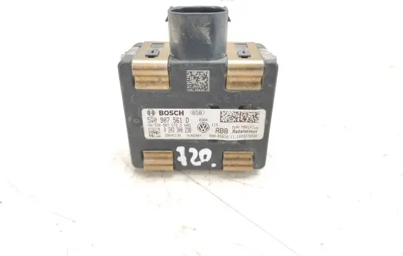 Volkswagen Golf VII Distronic sensor radar 5Q0907561D 0203300238 5Q0907572D