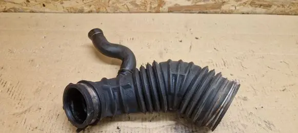 Toyota Avensis T250 Turbo air intake inlet pipe/hose 178800R010