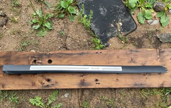 Audi A8 S8 D3 4E Front sill trim cover 4E0853985C