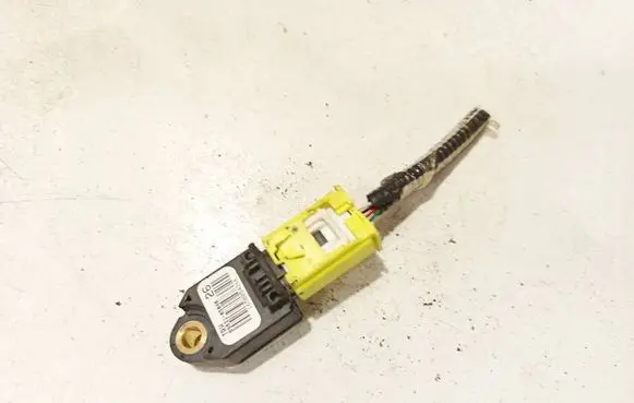 Toyota Avensis T270 Airbag deployment crash/impact sensor 8983105040