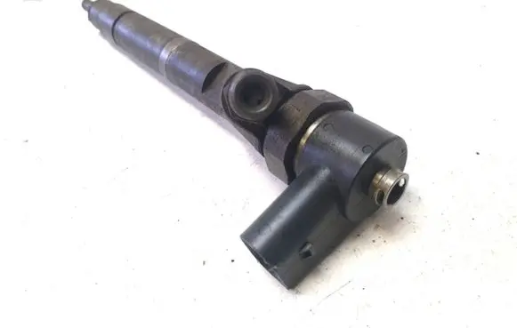 Mercedes-Benz E W211 Fuel injector