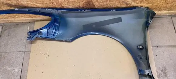 Peugeot 607 Fender