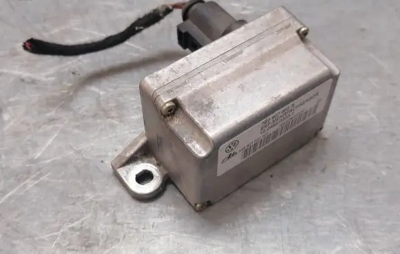 Volkswagen Touareg I ESP acceleration yaw rate sensor 7E0907652A 10088403034