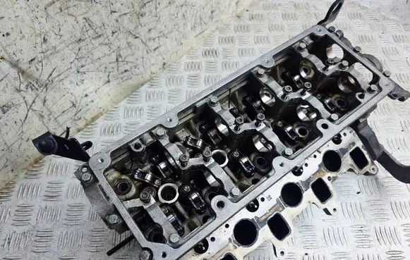 Audi A4 S4 B8 8K Engine head 03L103373E 03L103286