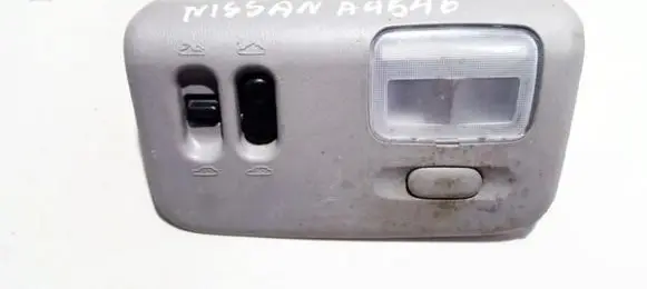 Nissan X-Trail T30 Front seat light