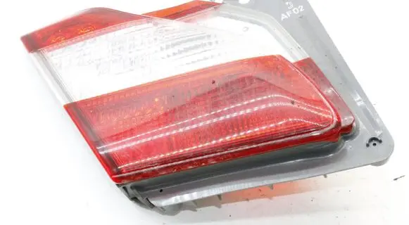 Infiniti M Y51 Tailgate rear/tail lights