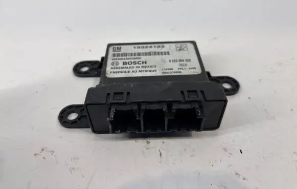 Opel Zafira B Parking PDC control unit/module 13324133 0263004326 6002JC0000