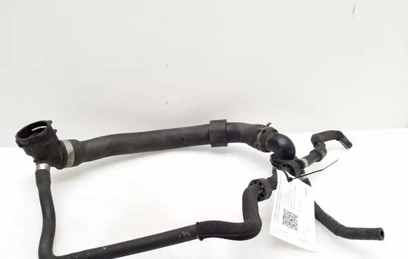 Volkswagen Touran III Engine coolant pipe/hose 5QA122101A