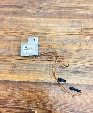 BMW Z4 E85 E86 Aerial antenna amplifier 4030026 EKPE85 24658710